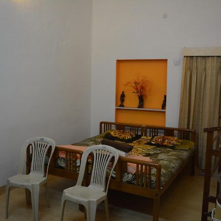 Jheelam Homestay Bhopal Zewnętrze zdjęcie