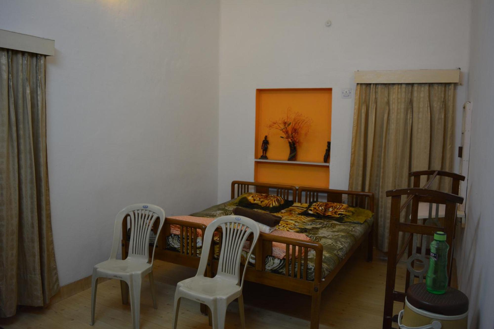Jheelam Homestay Bhopal Zewnętrze zdjęcie