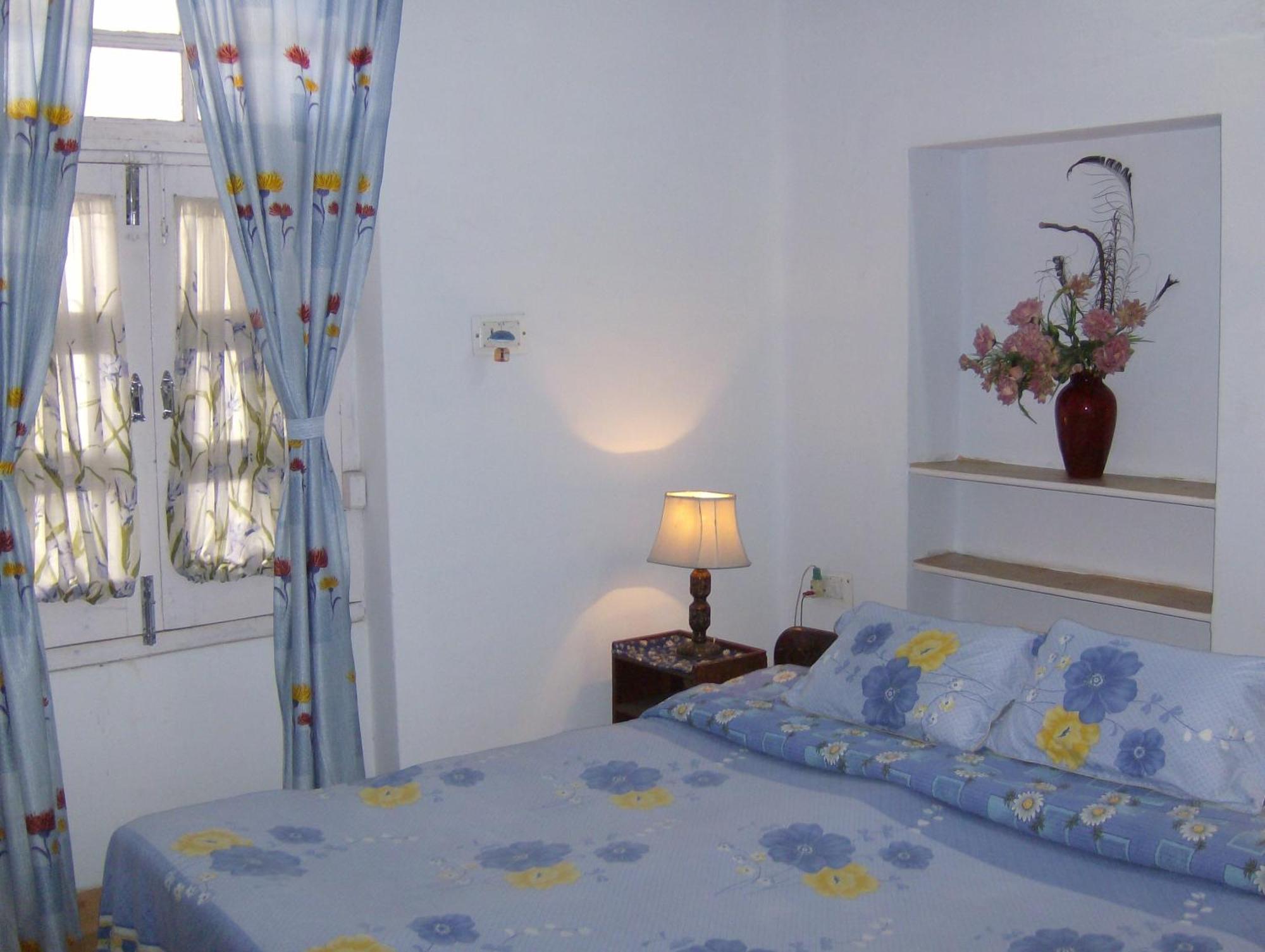 Jheelam Homestay Bhopal Zewnętrze zdjęcie