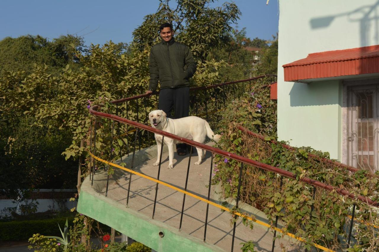 Jheelam Homestay Bhopal Zewnętrze zdjęcie